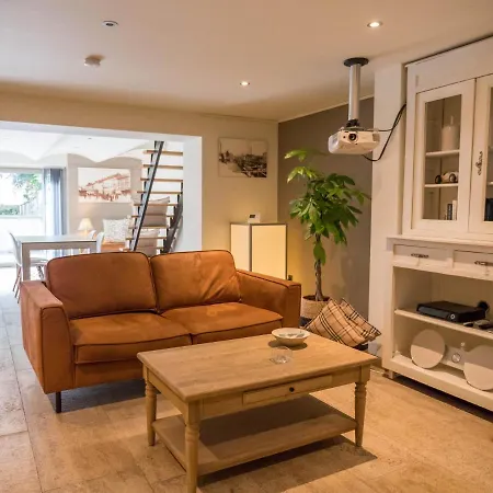 Appartement Maison Willem Tell *
